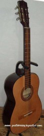 Guitarra Económica modelo ETE de Paracho Vista 3